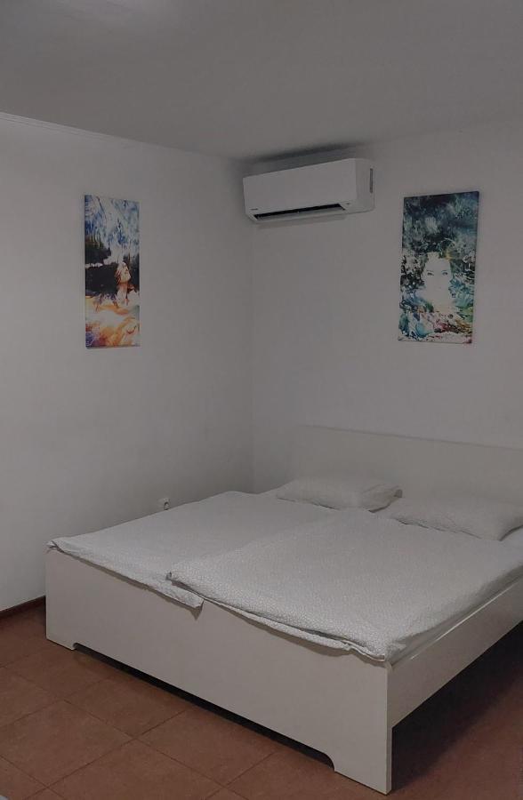 Apartman - Sukromie V Meste Bratislava Exteriér fotografie